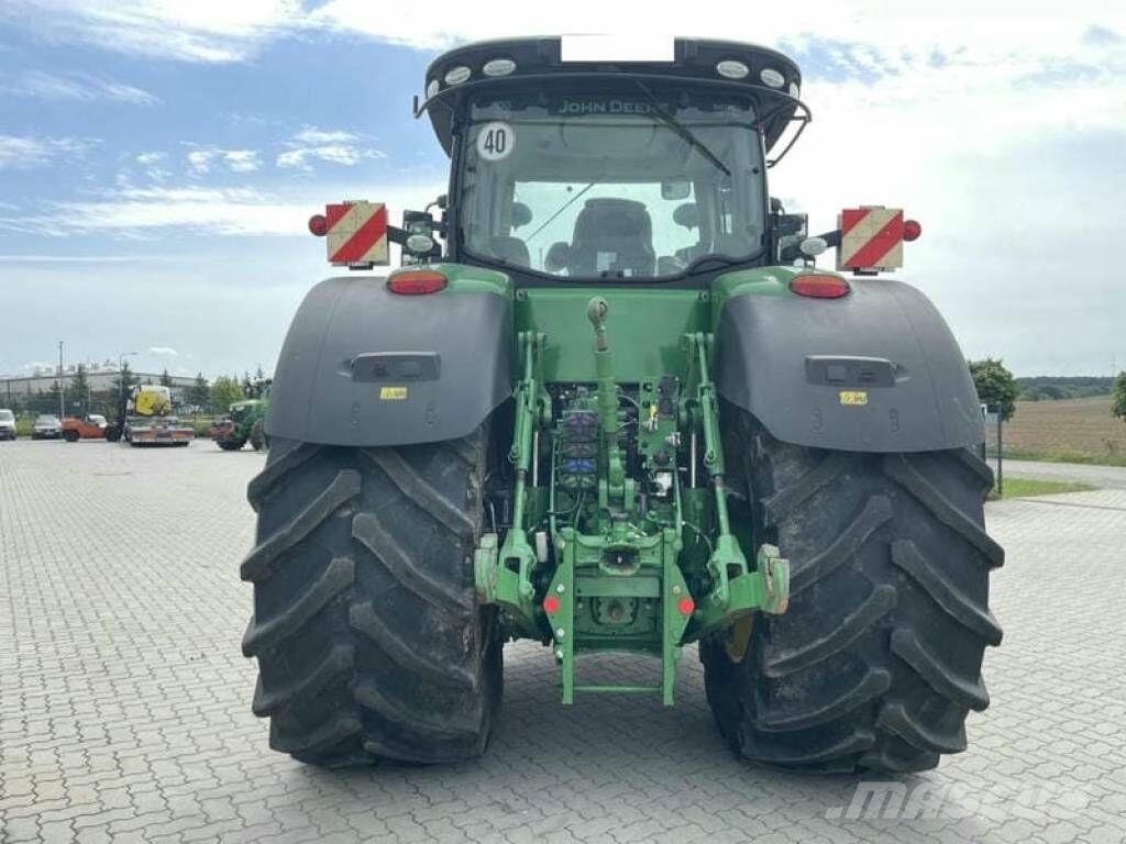 John Deere 8400R Tractors