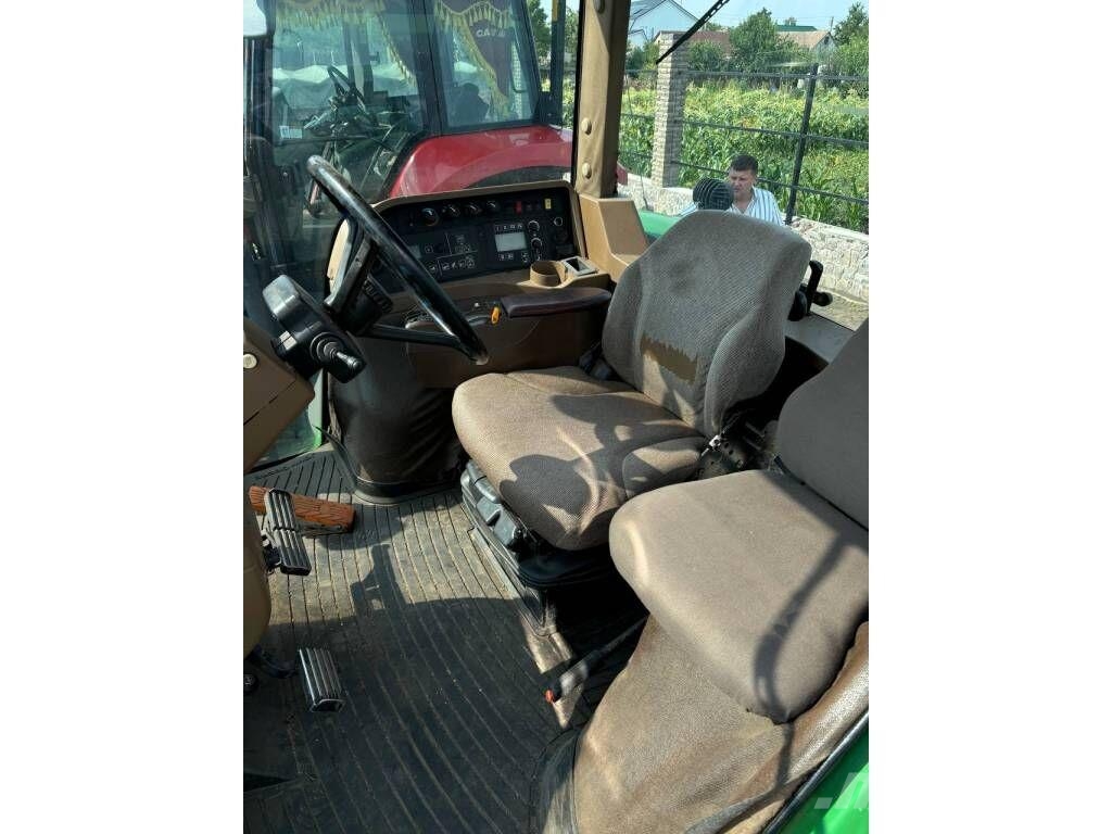 John Deere 8430 Трактори