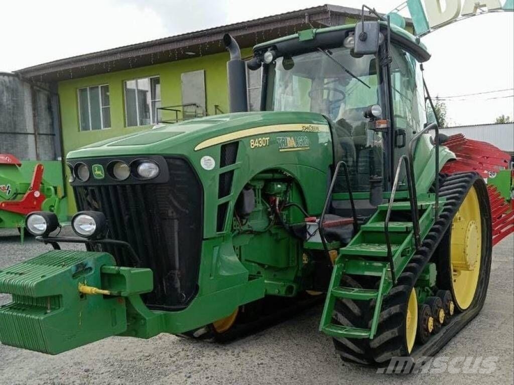 John Deere 8430T Traktori