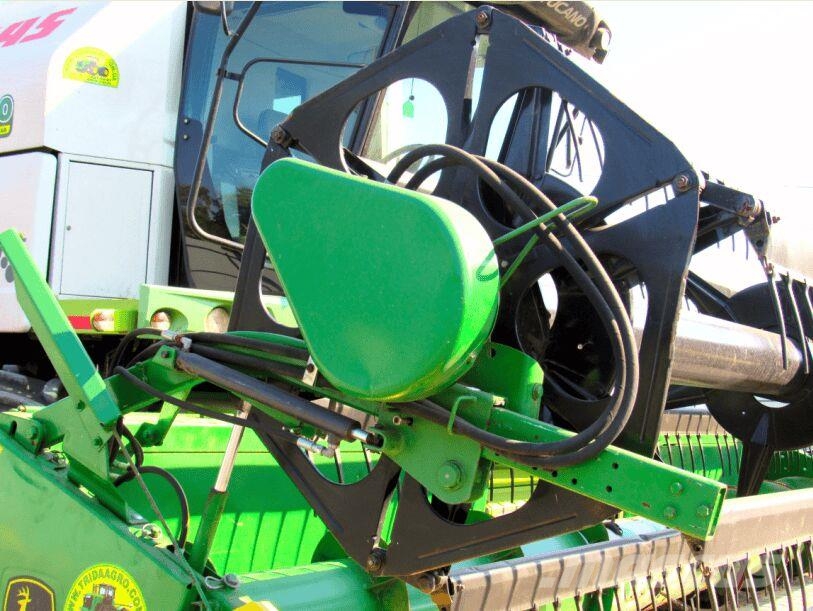 John Deere 920 聯合收割機頭