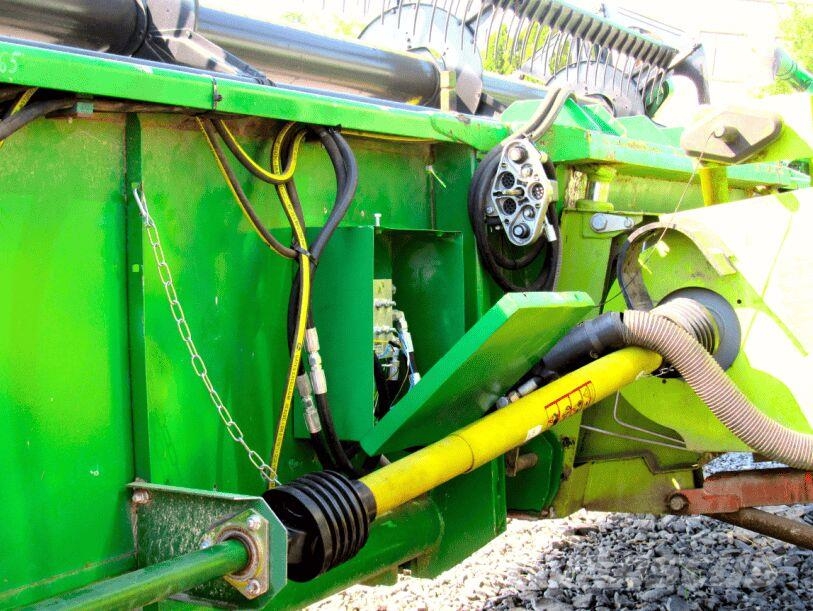 John Deere 920 聯合收割機頭