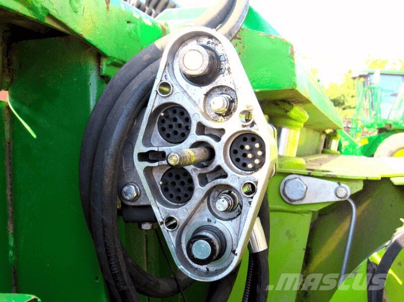 John Deere 920 聯合收割機頭