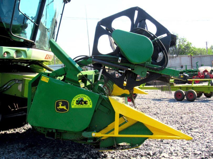 John Deere 920 聯合收割機頭