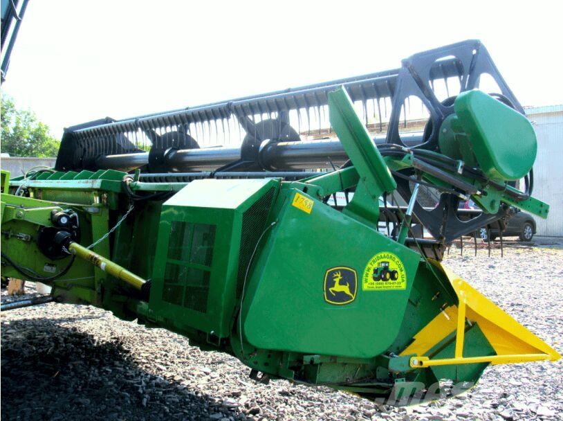 John Deere 920 聯合收割機頭