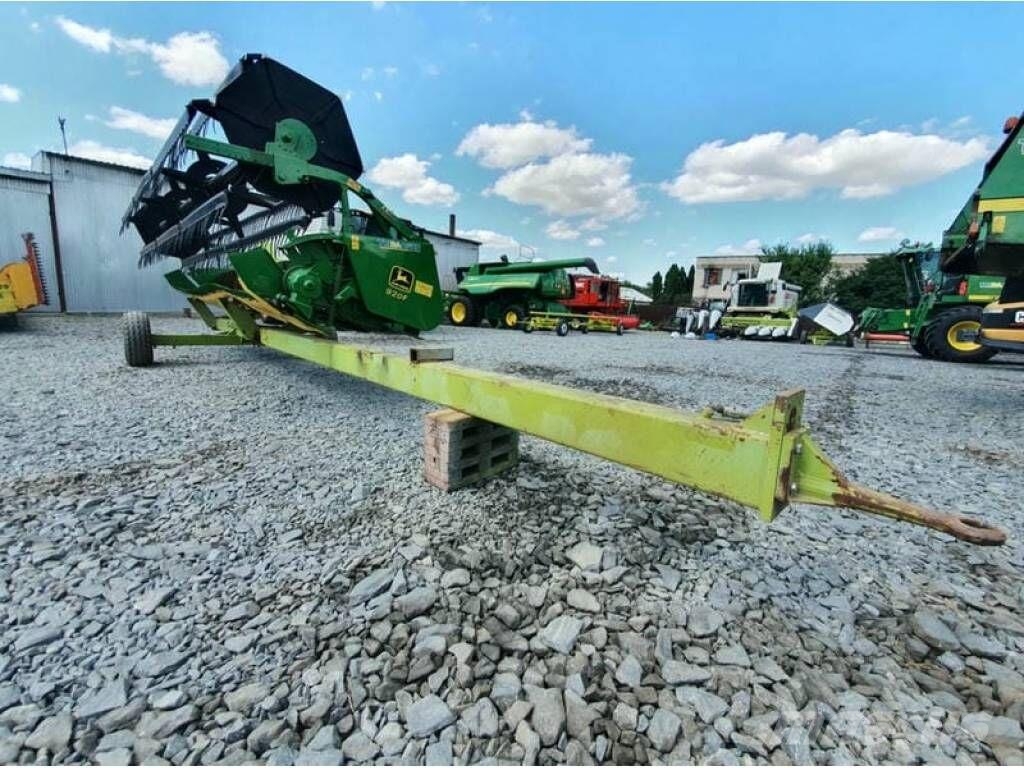John Deere 920F Erntevorsätze