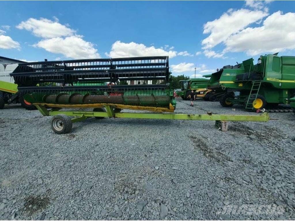 John Deere 920F Erntevorsätze