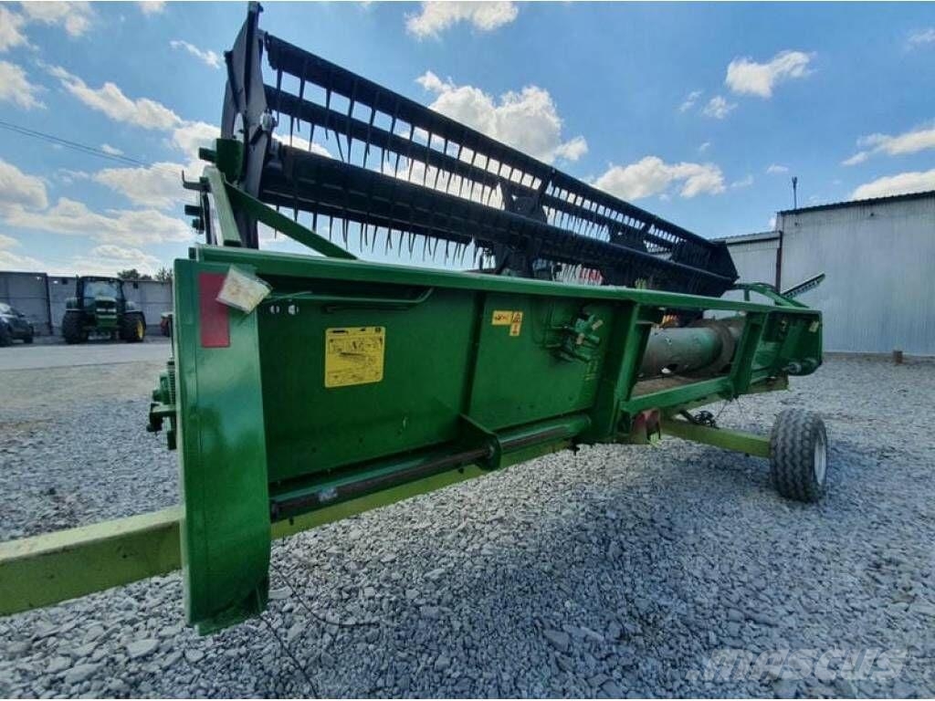 John Deere 920F Erntevorsätze