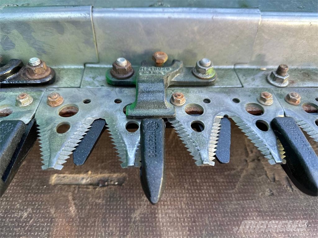 John Deere HydraFlex жниварка John Deere 625F Erntevorsätze