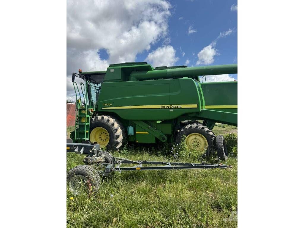John Deere T670i Зерноуборочные комбайны