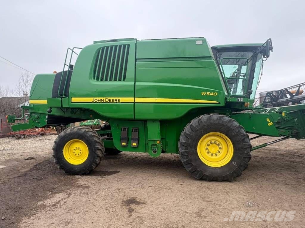John Deere W540 Θεριζοαλωνιστικές μηχανές