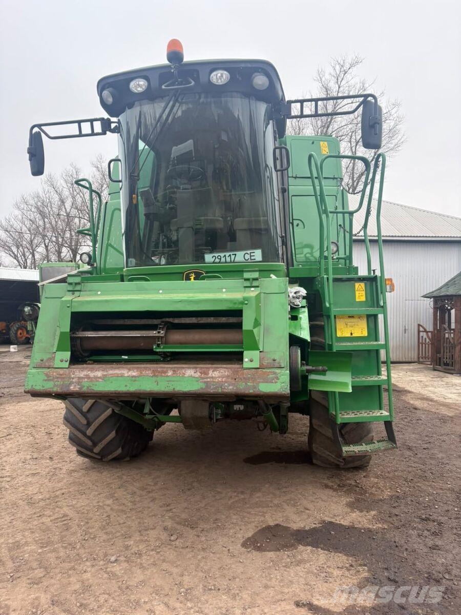 John Deere W540 (2009) 联合收割机
