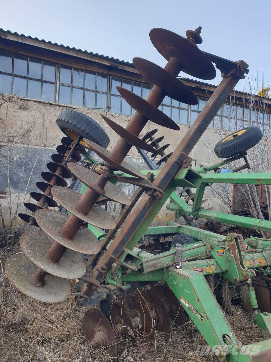 John Deere Дискова борона John Deere 630 (2009) Tanjirače