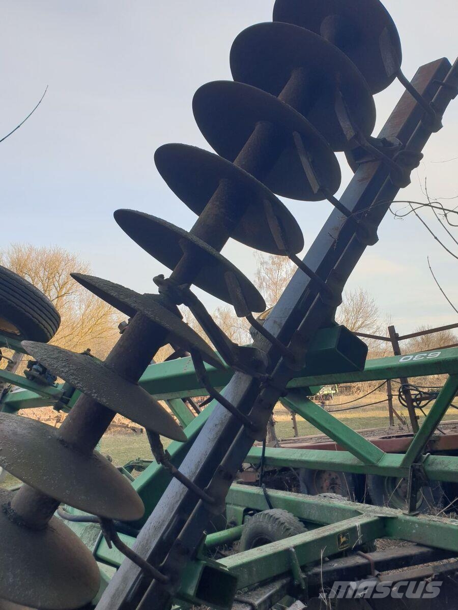 John Deere Дискова борона John Deere 630 (2009) Tanjirače