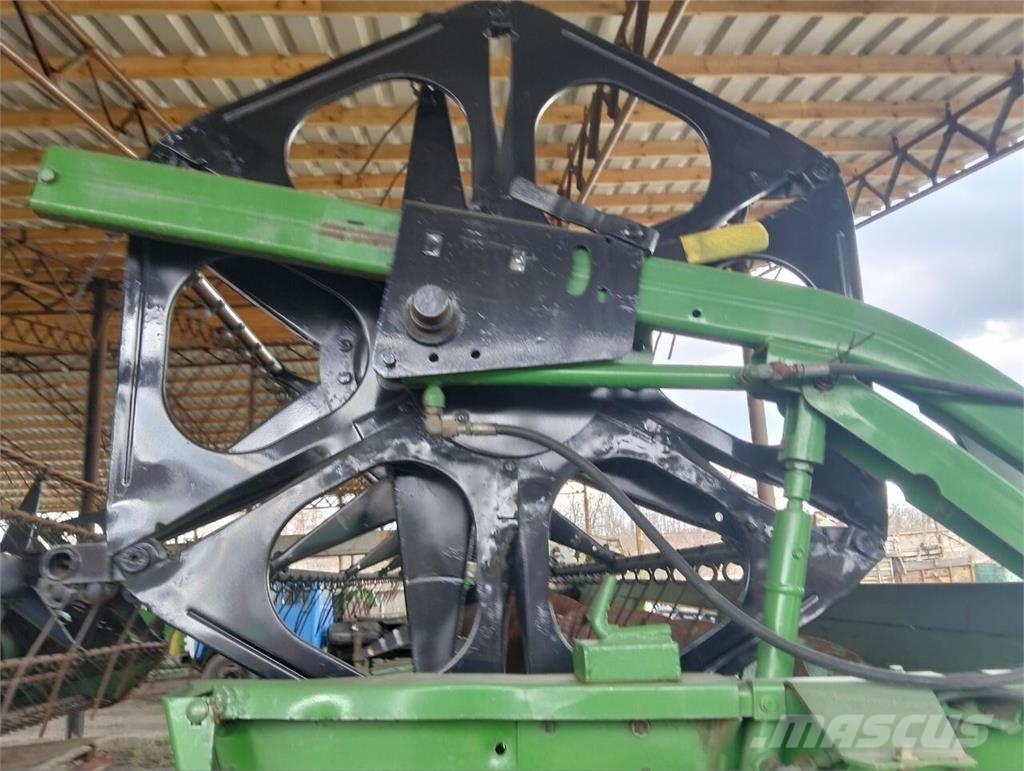John Deere Жатка зернова John Deere 625R Erntevorsätze