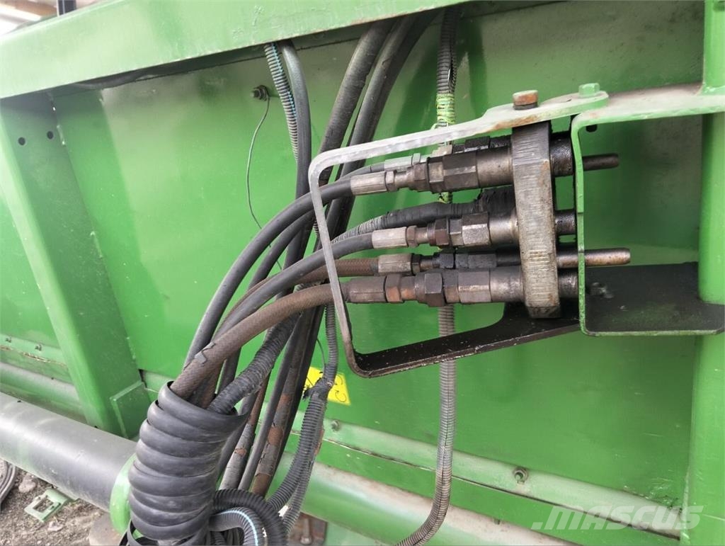 John Deere Жатка зернова John Deere 625R Erntevorsätze