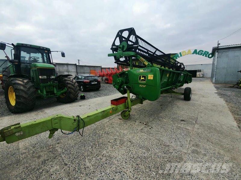John Deere Жатка John Deere 930F (1999) Ceifeiras debulhadoras compactas
