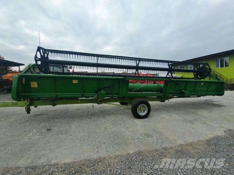 John Deere Жатка John Deere 930F (1999) Ceifeiras debulhadoras compactas