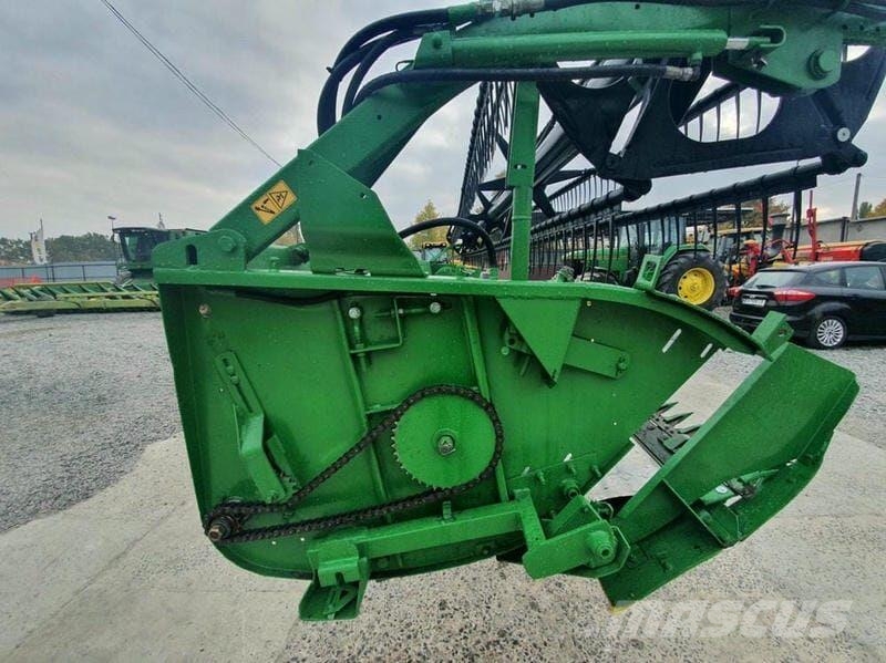 John Deere Жатка John Deere 930F (1999) Ceifeiras debulhadoras compactas