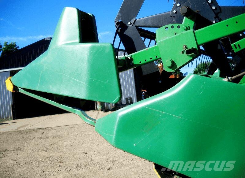 John Deere Жатка John Deere 918F 聯合收割機頭