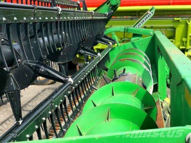 John Deere Жатка John Deere 216F 聯合收割機頭