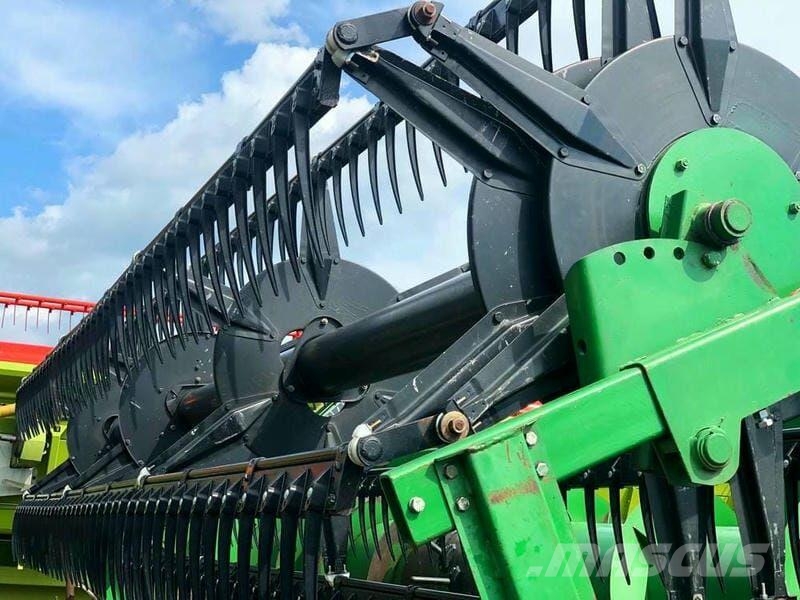 John Deere Жатка John Deere 216F 聯合收割機頭