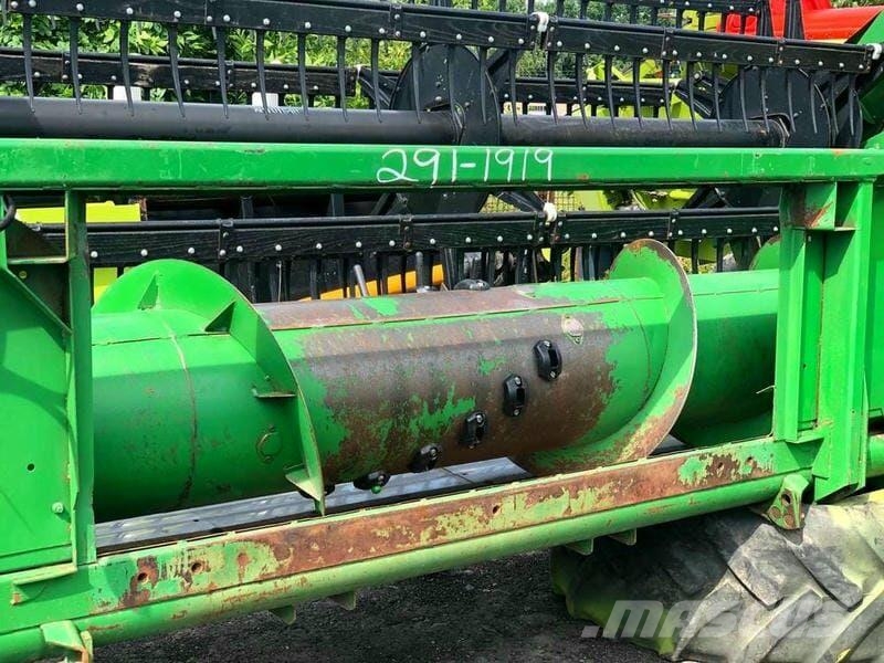 John Deere Жатка John Deere 216F 聯合收割機頭