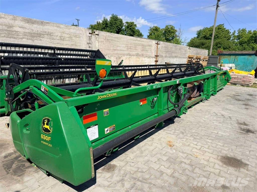 John Deere Жатка John Deere 630F HydraFlex (2010) 聯合收割機頭