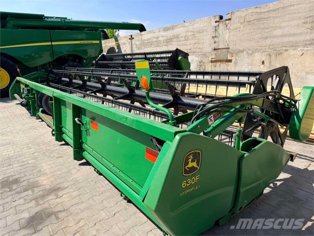 John Deere Жатка John Deere 630F HydraFlex (2010) 聯合收割機頭
