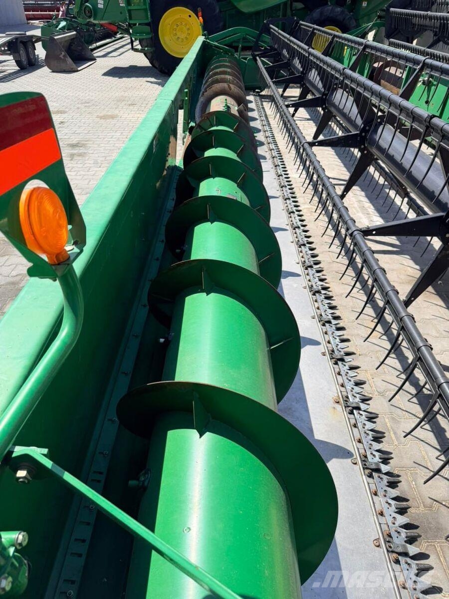 John Deere Жатка John Deere 630F HydraFlex (2010) 聯合收割機頭