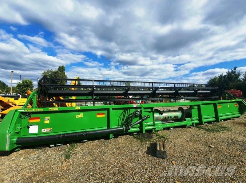 John Deere Жниварка John Deere 630F HydraFlex (2012) 聯合收割機頭
