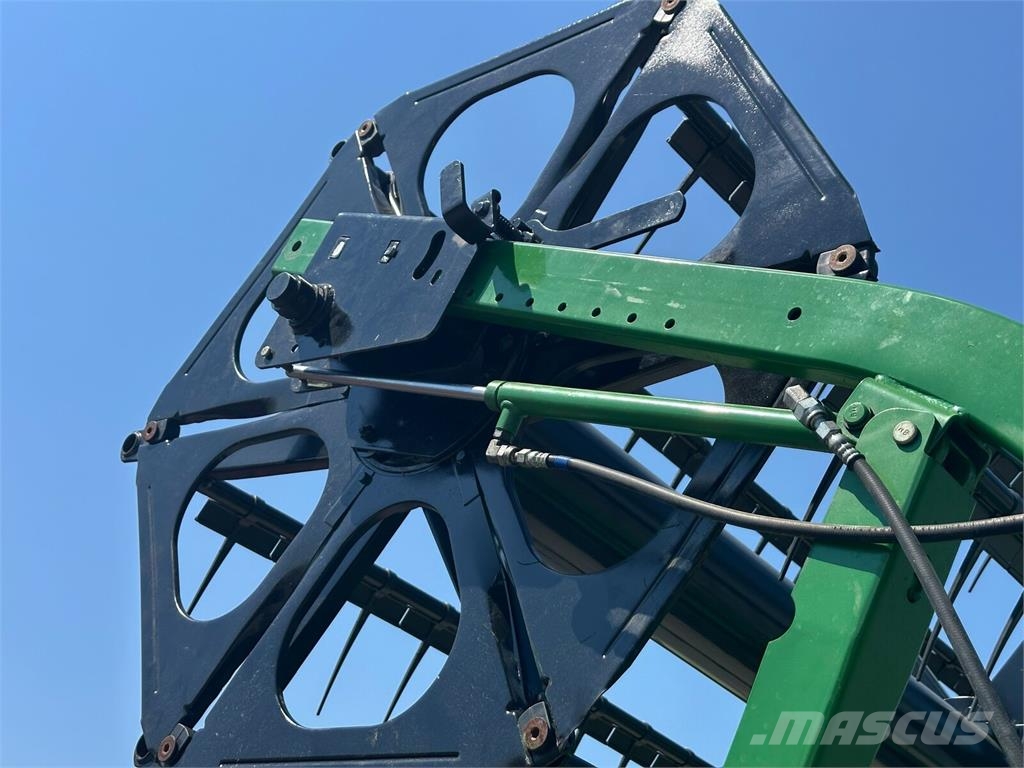 John Deere Жниварка John Deere 625F HydraFlex Erntevorsätze