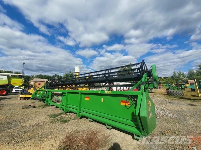 John Deere Жниварка John Deere 630F HydraFlex (2012) 聯合收割機頭