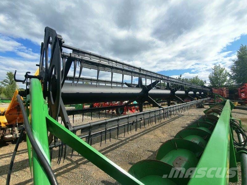 John Deere Жниварка John Deere 630F HydraFlex (2012) 聯合收割機頭