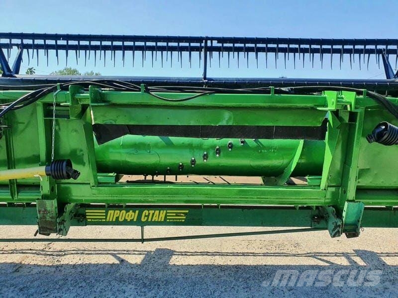 John Deere Жниварка JOHN DEERE 930F (1999) Ceifeiras debulhadoras compactas