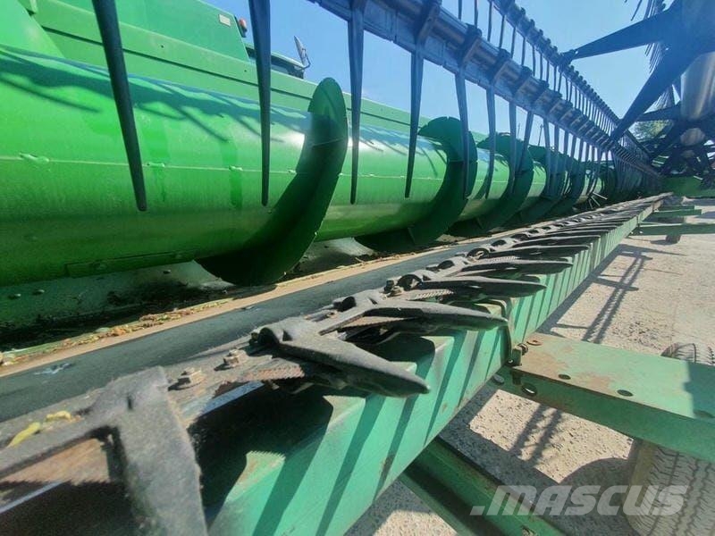 John Deere Жниварка JOHN DEERE 930F (1999) Ceifeiras debulhadoras compactas