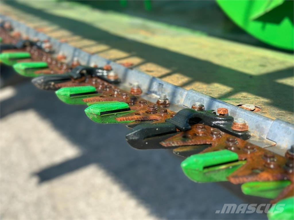 John Deere Жниварка John Deere 625F HydraFlex Erntevorsätze