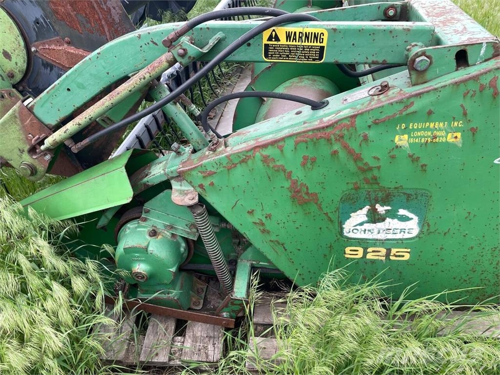 John Deere Жниварка John Deere 925F Erntevorsätze