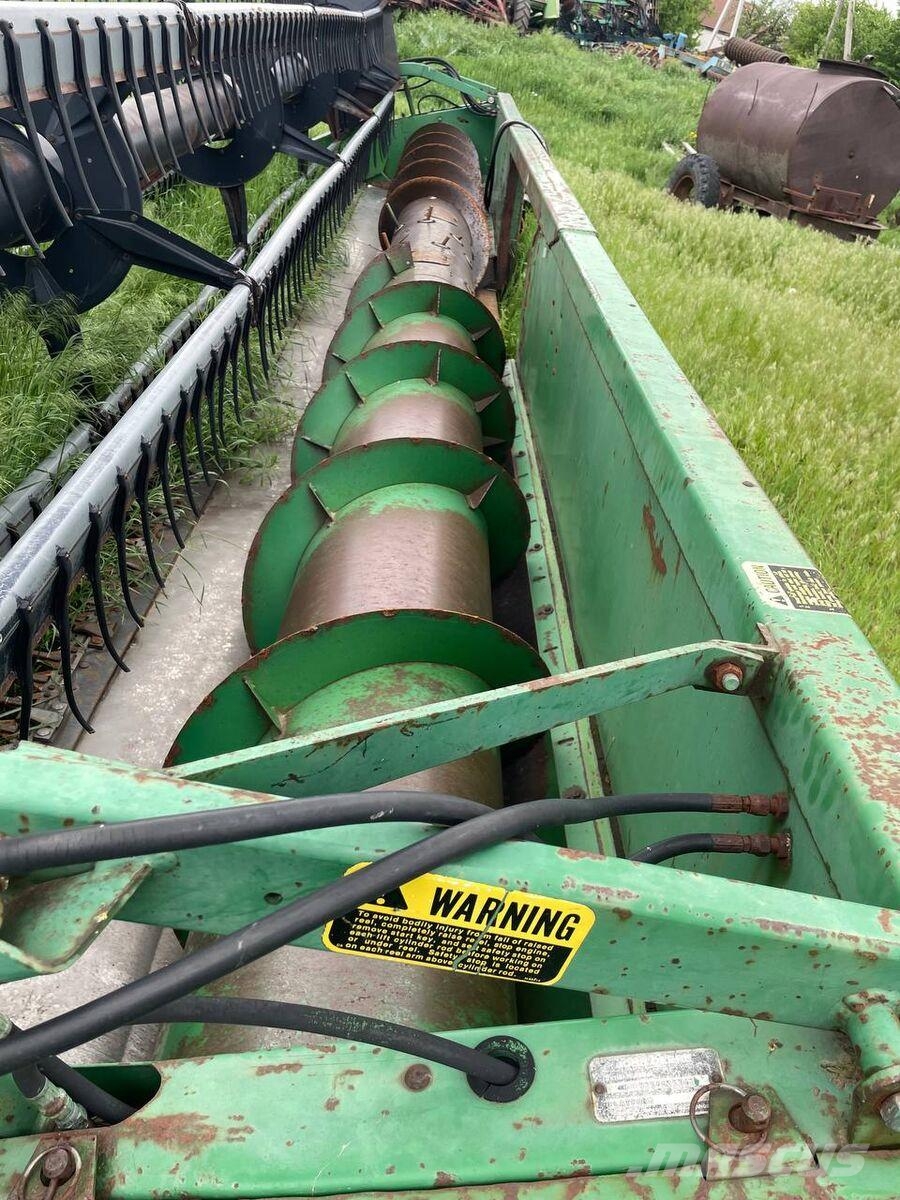 John Deere Жниварка John Deere 925F Erntevorsätze