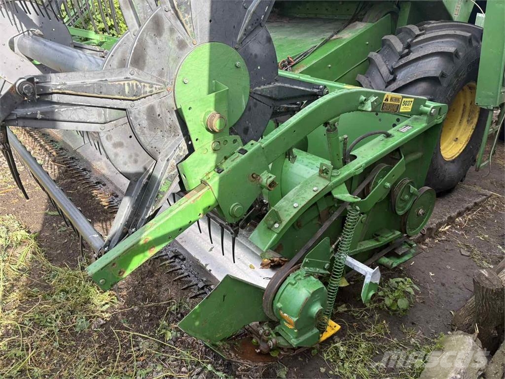 John Deere Жниварка зернова John Deere 915Flex Жатки