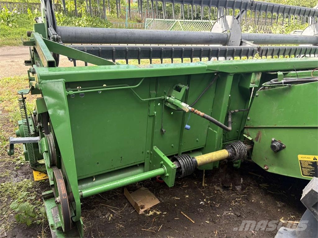 John Deere Жниварка зернова John Deere 915Flex Жатки