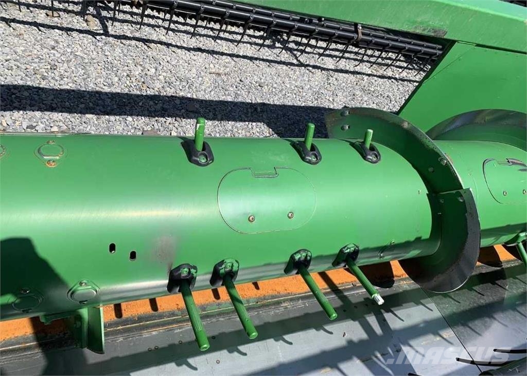 John Deere Жниварка зернова John Deere 625F Combine capete pentru culegatoare