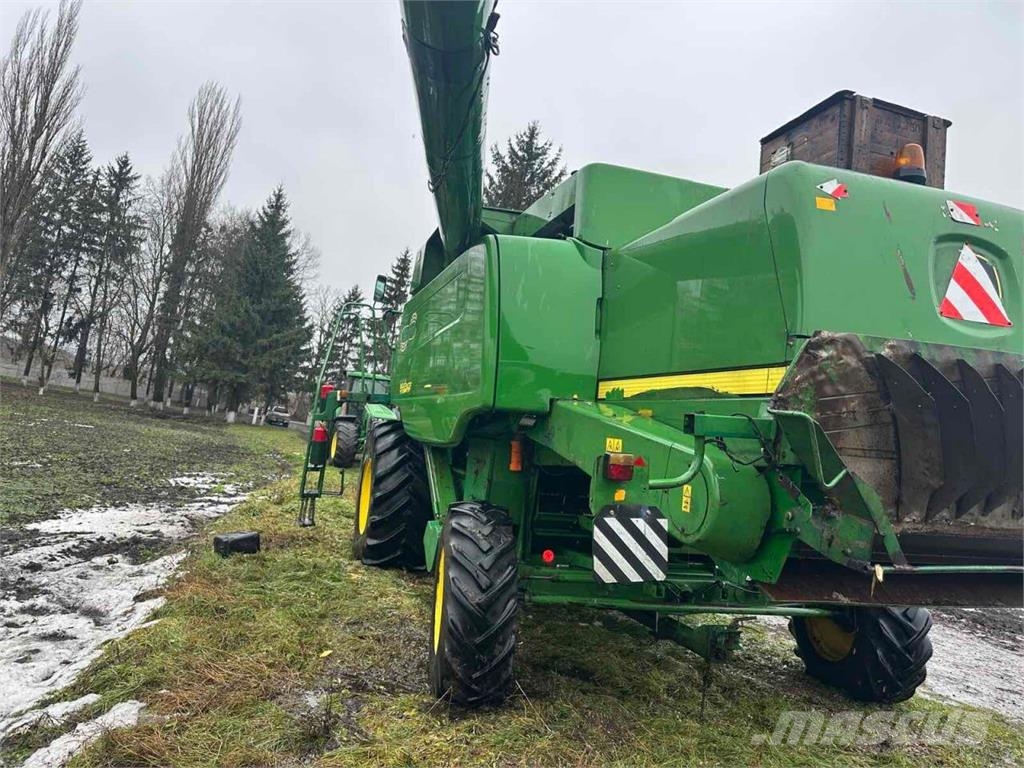 John Deere Комбайн John Deere 9660 WTS (2002) 联合收割机