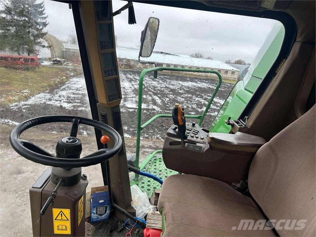 John Deere Комбайн John Deere 9660 WTS (2002) 联合收割机
