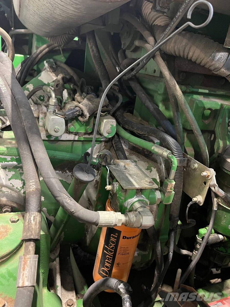 John Deere Комбайн John Deere 9880STS (2004) Kombajni