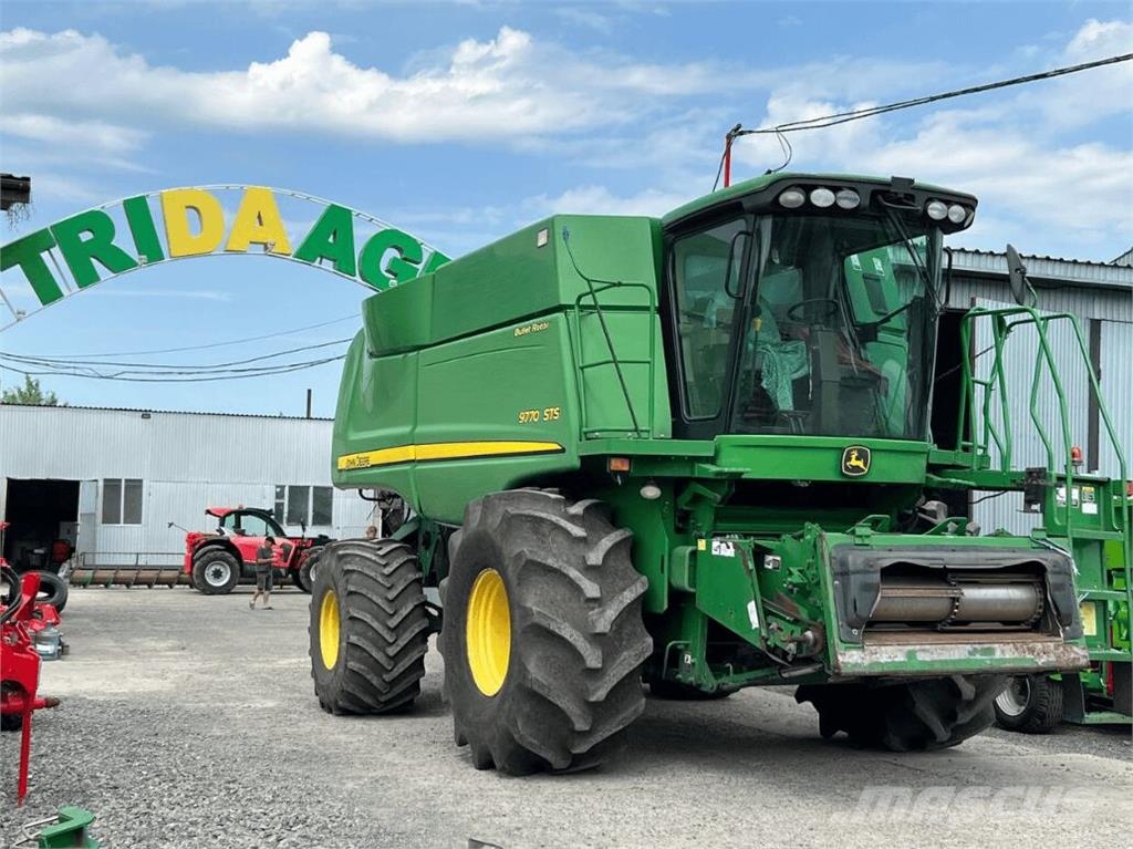 John Deere Комбайн John Deere 9770 STS (2008) 联合收割机