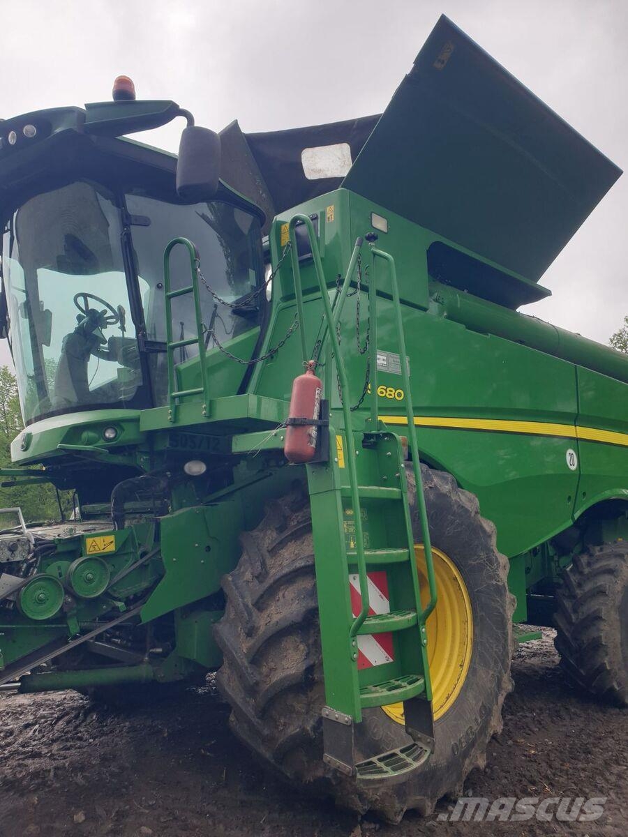 John Deere Комбайн John Deere S680i (2012) 联合收割机