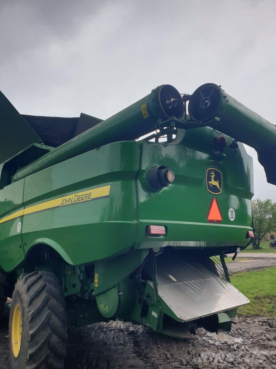 John Deere Комбайн John Deere S680i (2012) 联合收割机