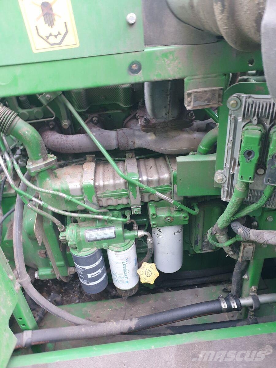 John Deere Комбайн John Deere S680i (2012) 联合收割机