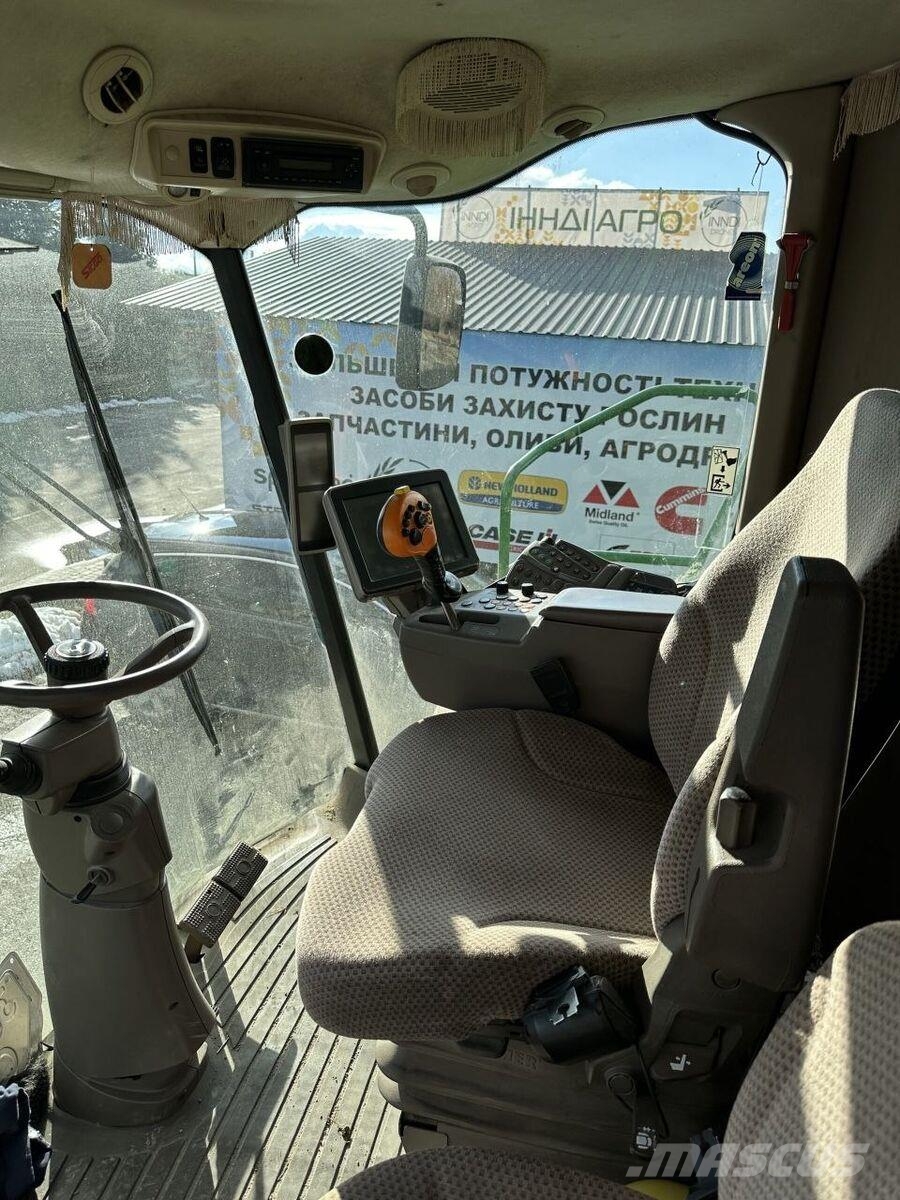 John Deere Комбайн John Deere T670i (2013) 联合收割机