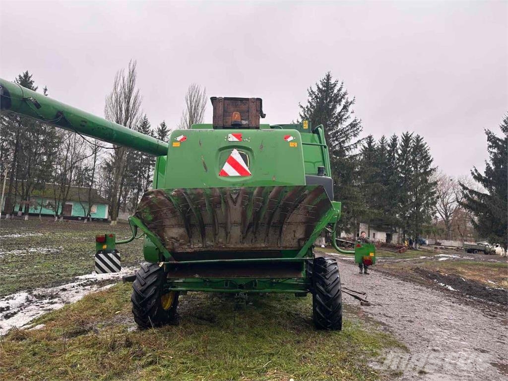 John Deere Комбайн John Deere 9660 WTS (2002) 联合收割机